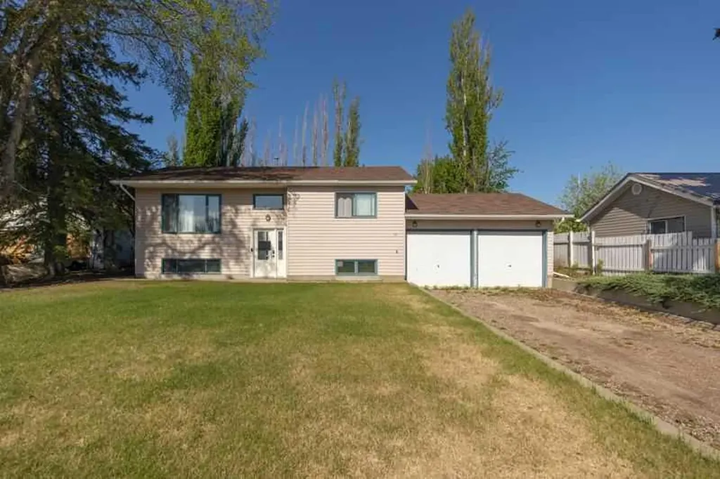 19 3rd Street West St. Walburg SK S0M2T0