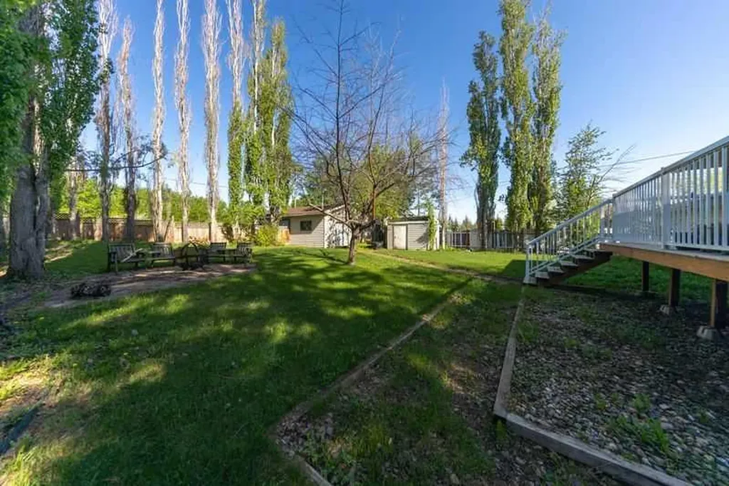 19 3rd Street West St. Walburg SK S0M2T0