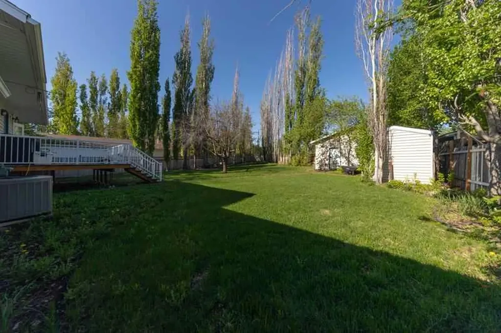19 3rd Street West St. Walburg SK S0M2T0