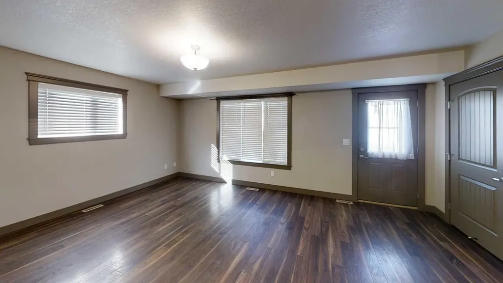 11246 75a Avenue Grande Prairie AB T8W0C3
