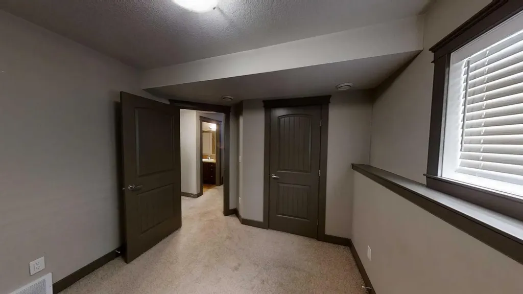 11246 75a Avenue Grande Prairie AB T8W0C3