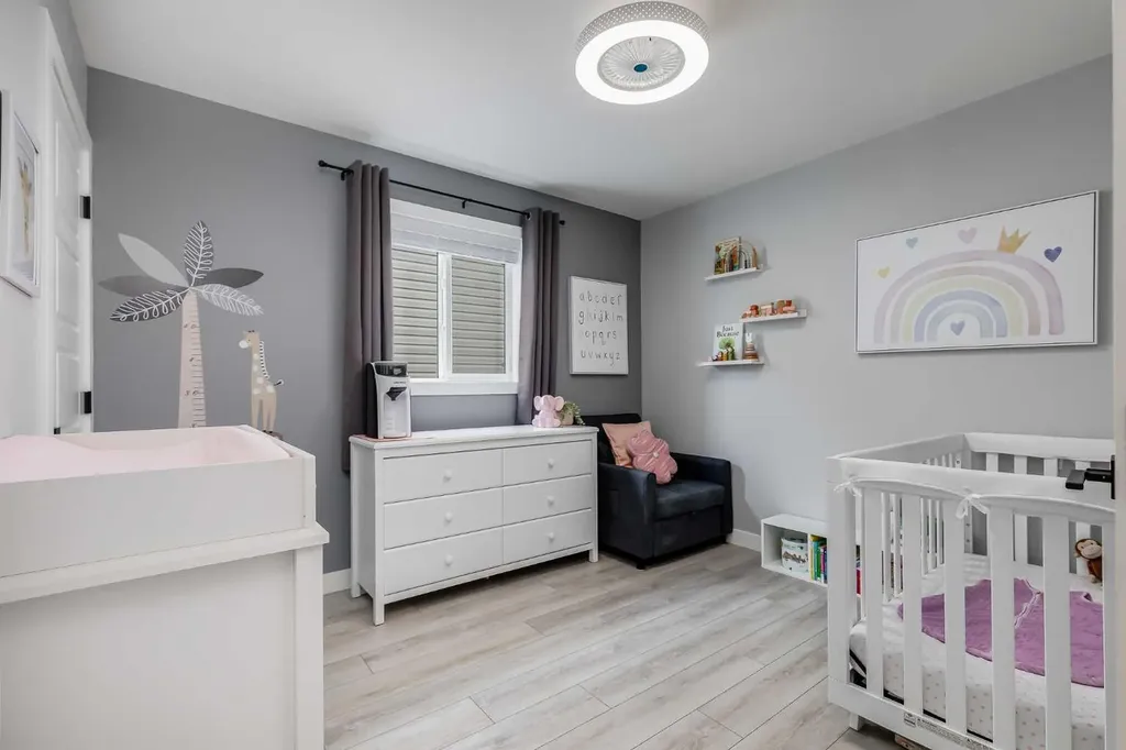 228 Hillcrest Road SW Airdrie AB T4B 4J8