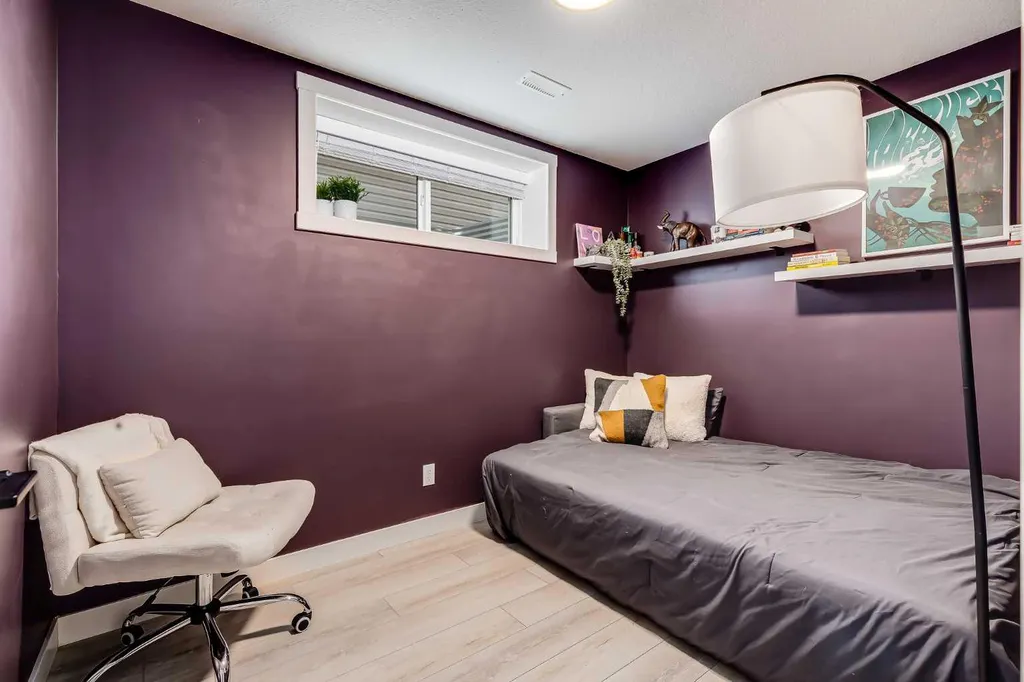 228 Hillcrest Road SW Airdrie AB T4B 4J8