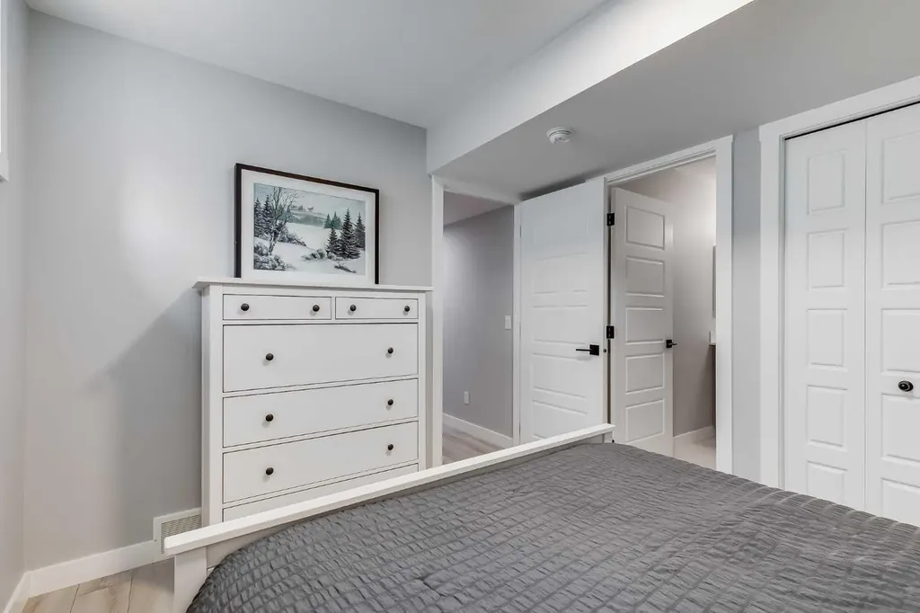 228 Hillcrest Road SW Airdrie AB T4B 4J8