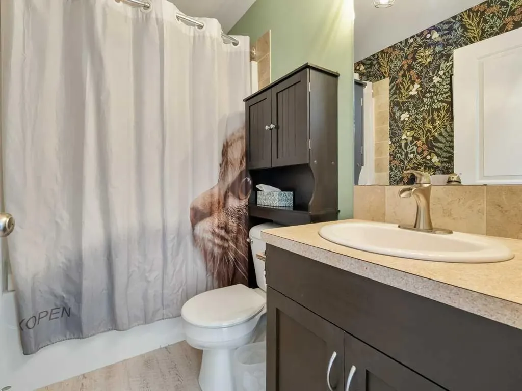 202 Mt Sundance Crescent W Lethbridge AB T1J 0T6