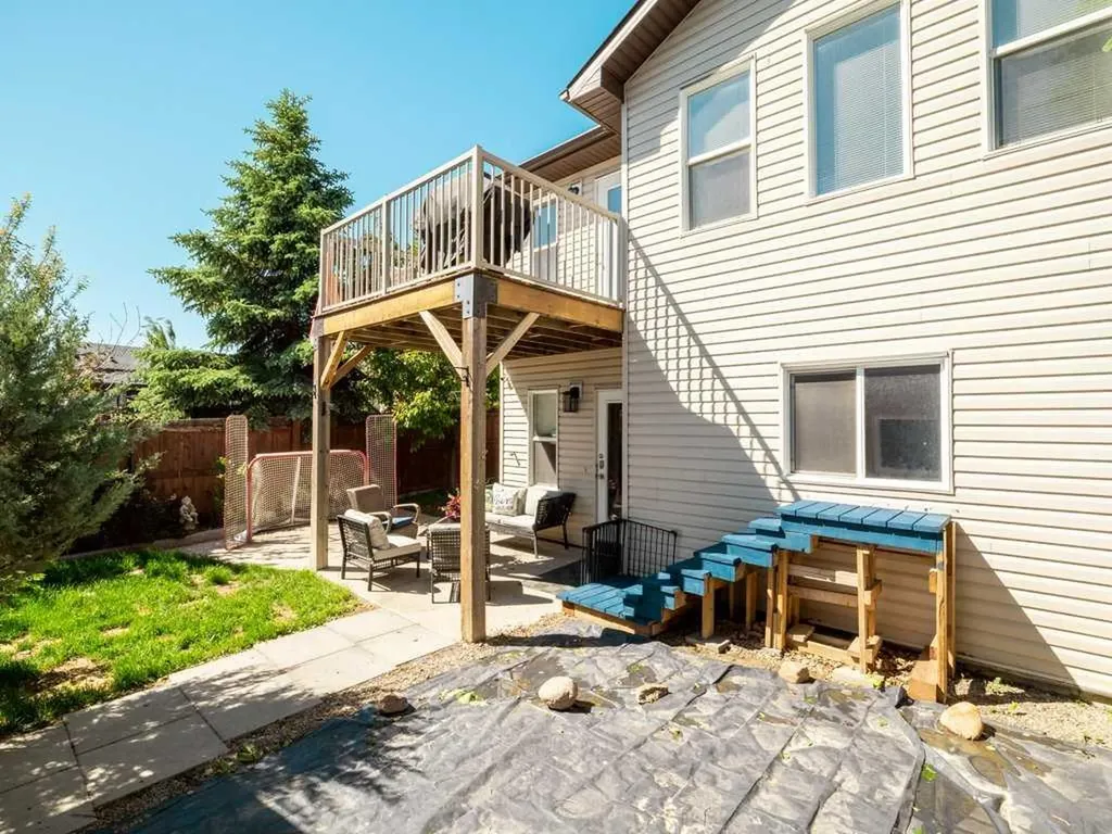 202 Mt Sundance Crescent W Lethbridge AB T1J 0T6