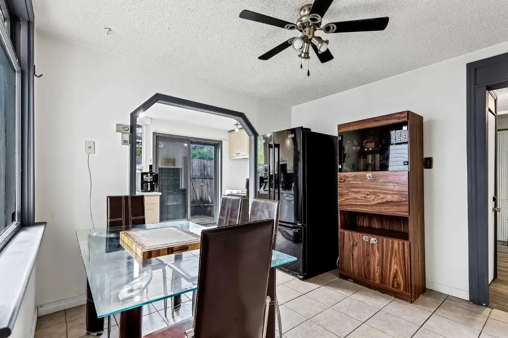 2906 17 Street SW Calgary AB T2T 4N5