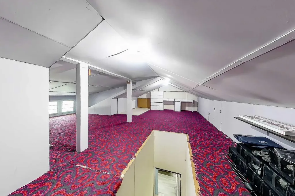2906 17 Street SW Calgary AB T2T 4N5