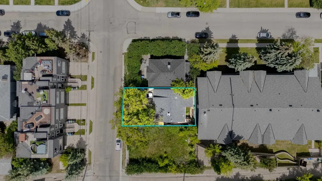 2906 17 Street SW Calgary AB T2T 4N5