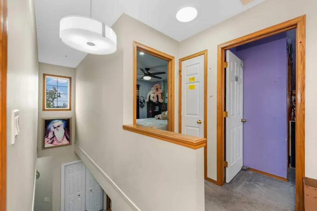 7820 Laguna Way NE Calgary AB T1Y 7G8