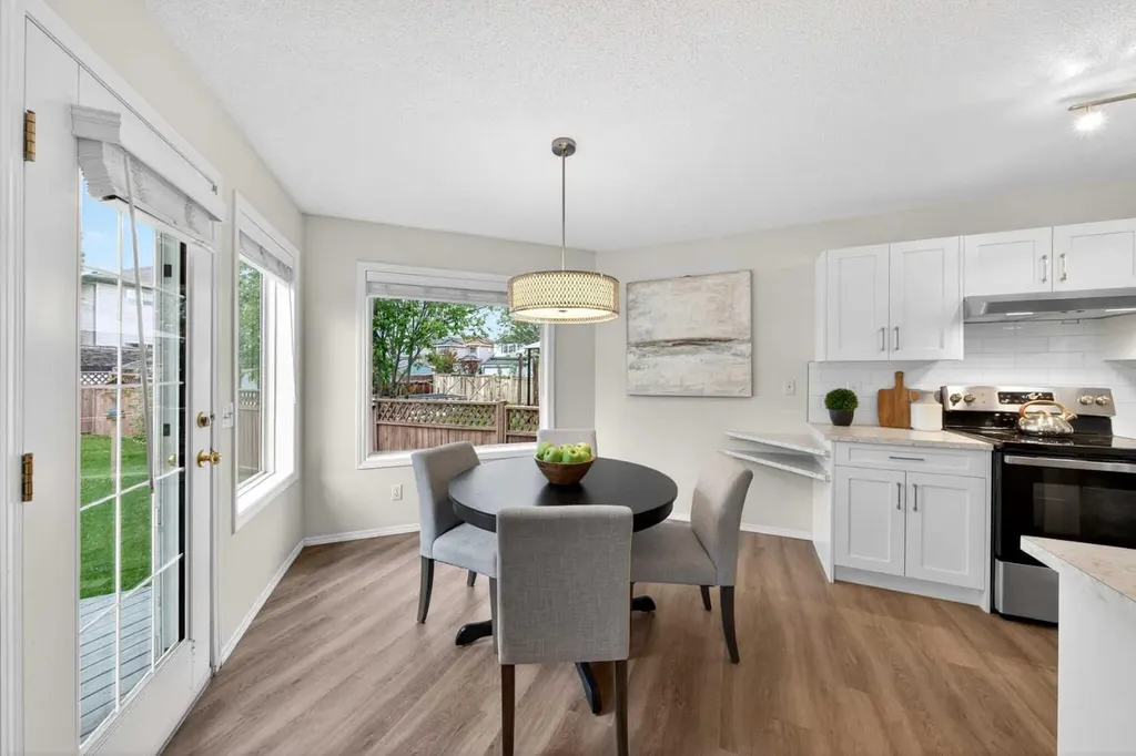 337 Citadel Drive NW Calgary AB T2G 4V9