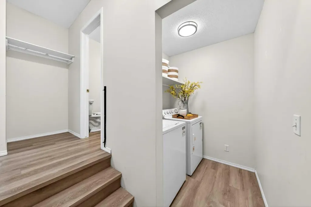 337 Citadel Drive NW Calgary AB T2G 4V9