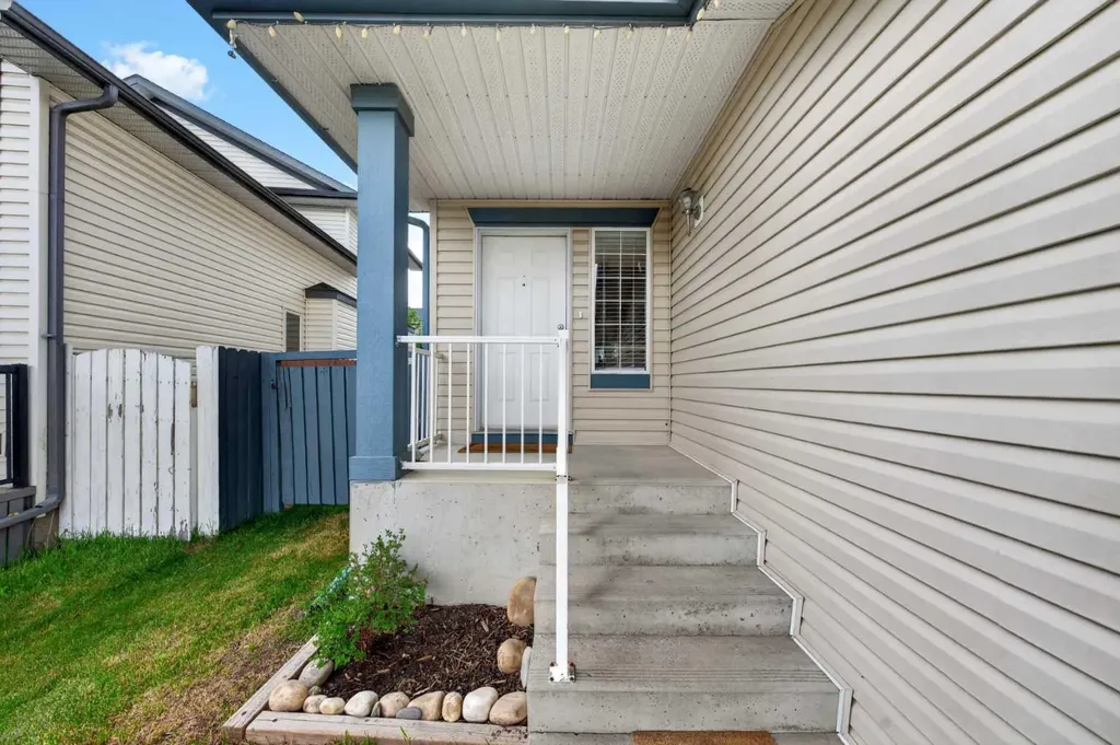 337 Citadel Drive NW Calgary AB T2G 4V9