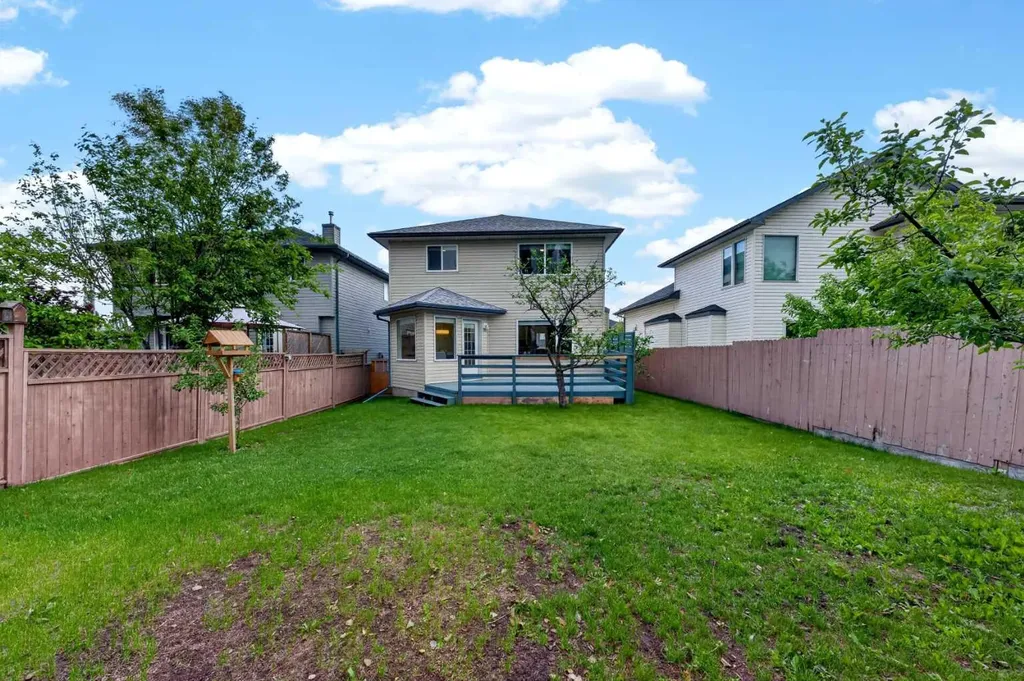 337 Citadel Drive NW Calgary AB T2G 4V9