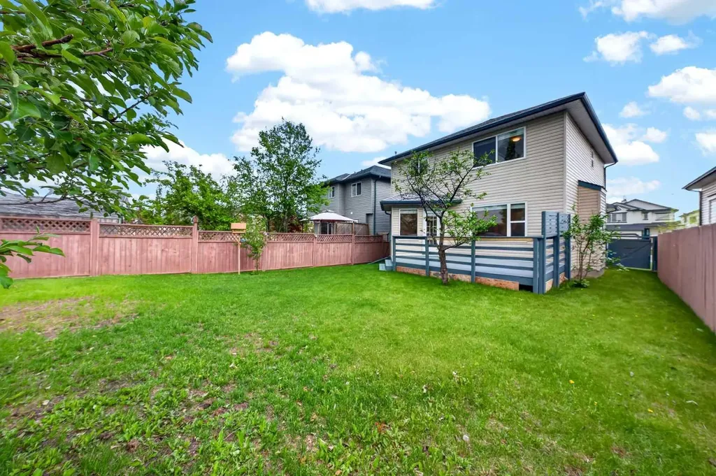 337 Citadel Drive NW Calgary AB T2G 4V9