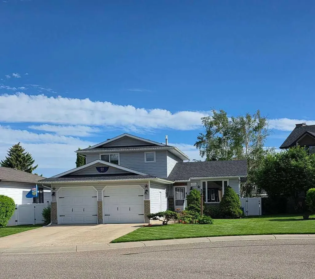 1630 31 Street SE Medicine Hat AB T1A8J8