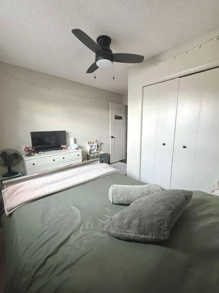 1630 31 Street SE Medicine Hat AB T1A8J8