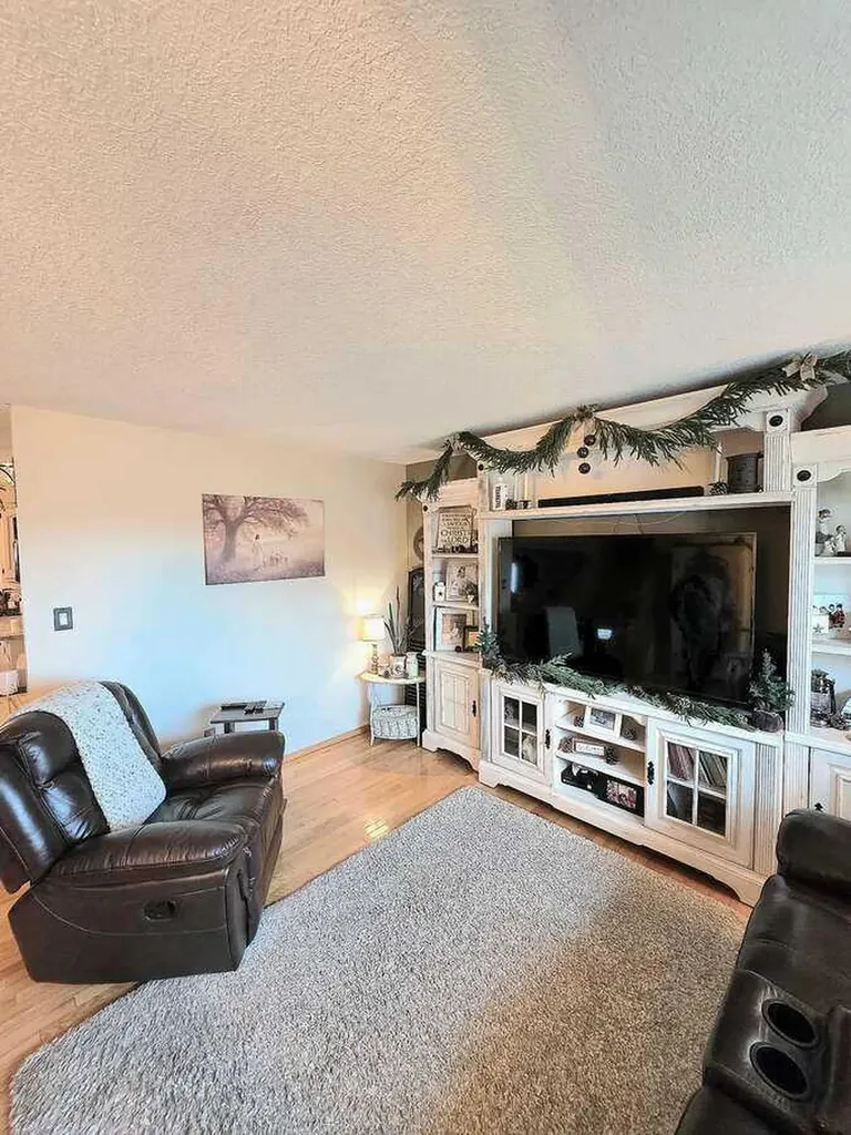 1630 31 Street SE Medicine Hat AB T1A8J8