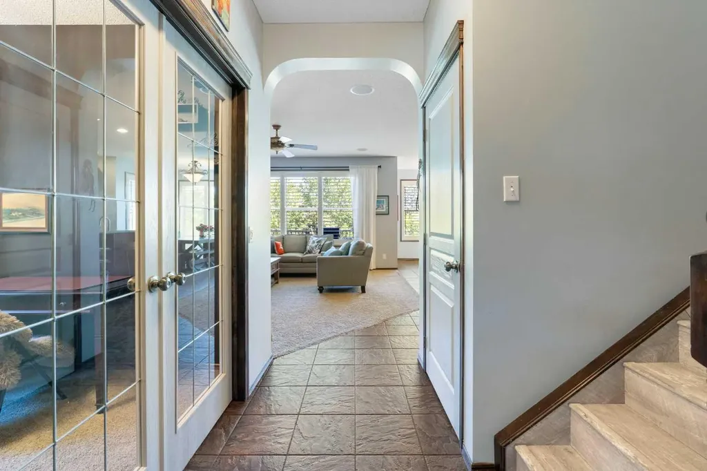 382 Tuscany Ravine Road NW Calgary AB T3L 3A9