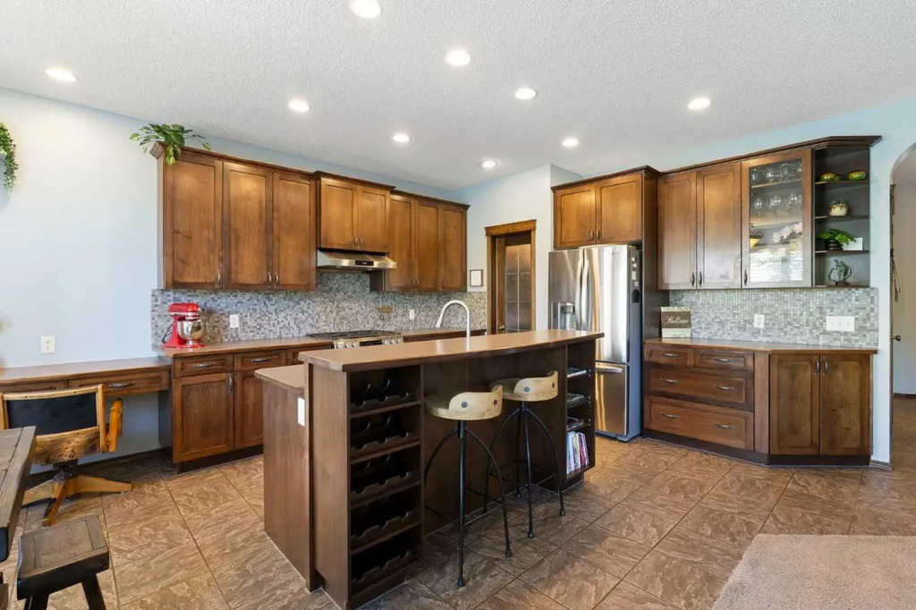 382 Tuscany Ravine Road NW Calgary AB T3L 3A9