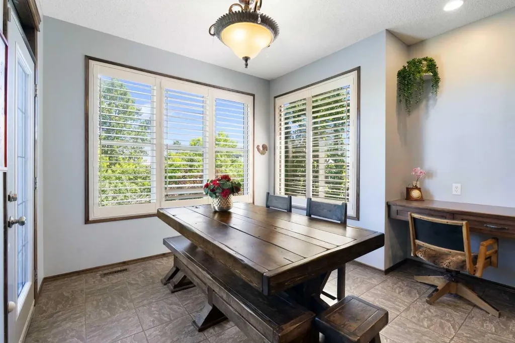 382 Tuscany Ravine Road NW Calgary AB T3L 3A9