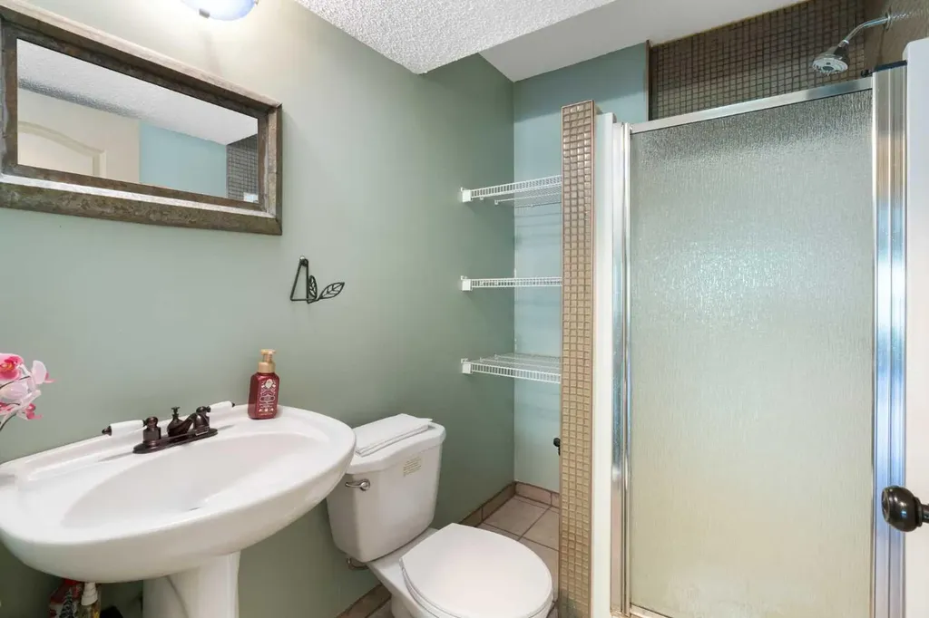 382 Tuscany Ravine Road NW Calgary AB T3L 3A9