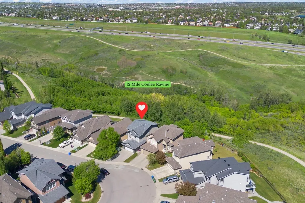 382 Tuscany Ravine Road NW Calgary AB T3L 3A9