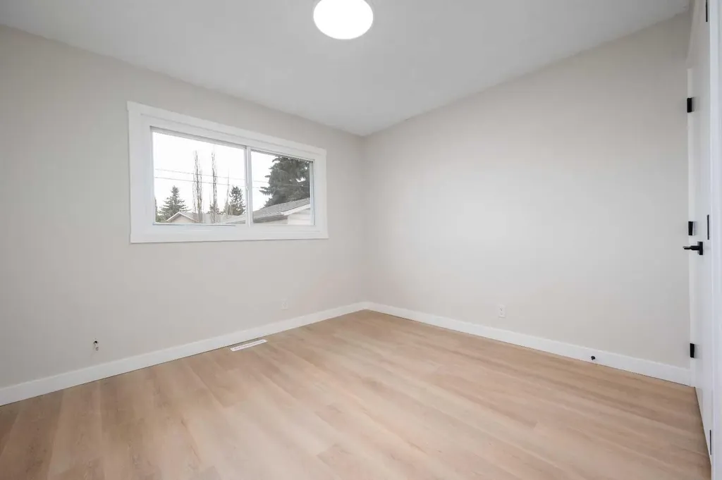 5023 Marlborough Drive NE Calgary AB T2A 2Z7