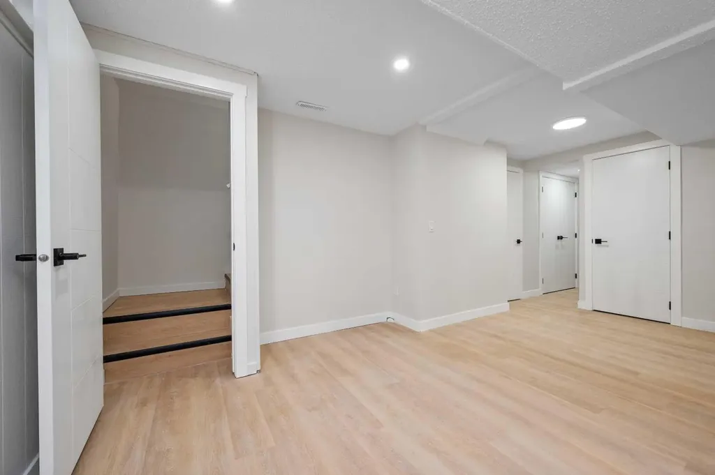 5023 Marlborough Drive NE Calgary AB T2A 2Z7