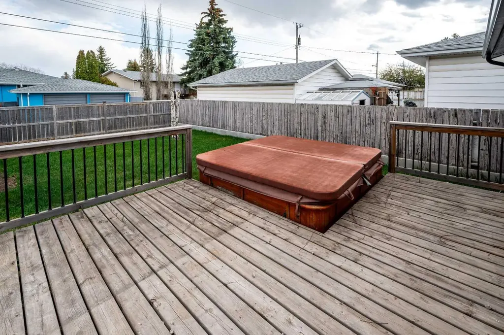 5023 Marlborough Drive NE Calgary AB T2A 2Z7
