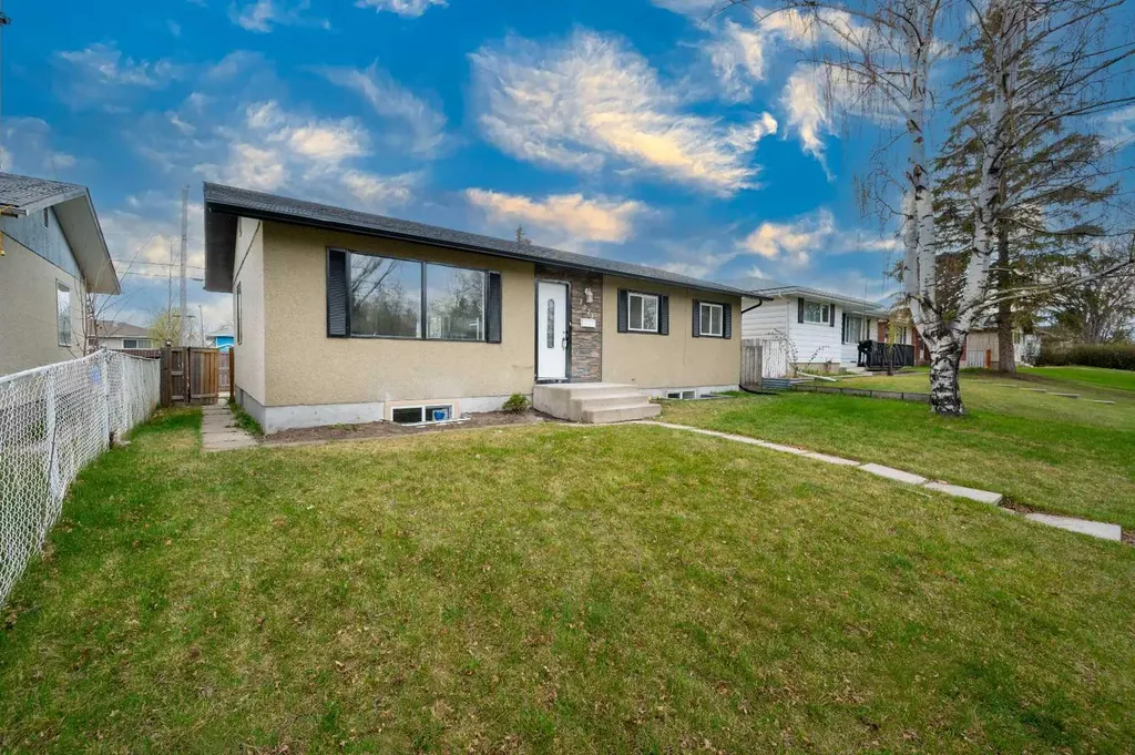 5023 Marlborough Drive NE Calgary AB T2A 2Z7