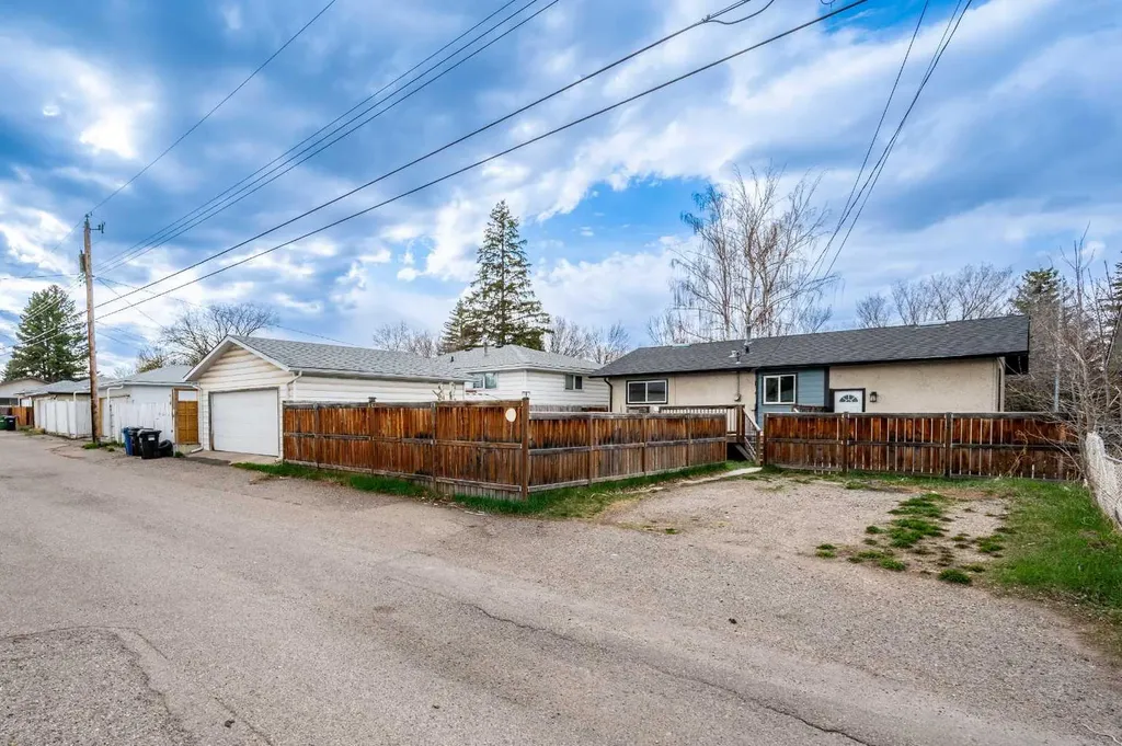 5023 Marlborough Drive NE Calgary AB T2A 2Z7