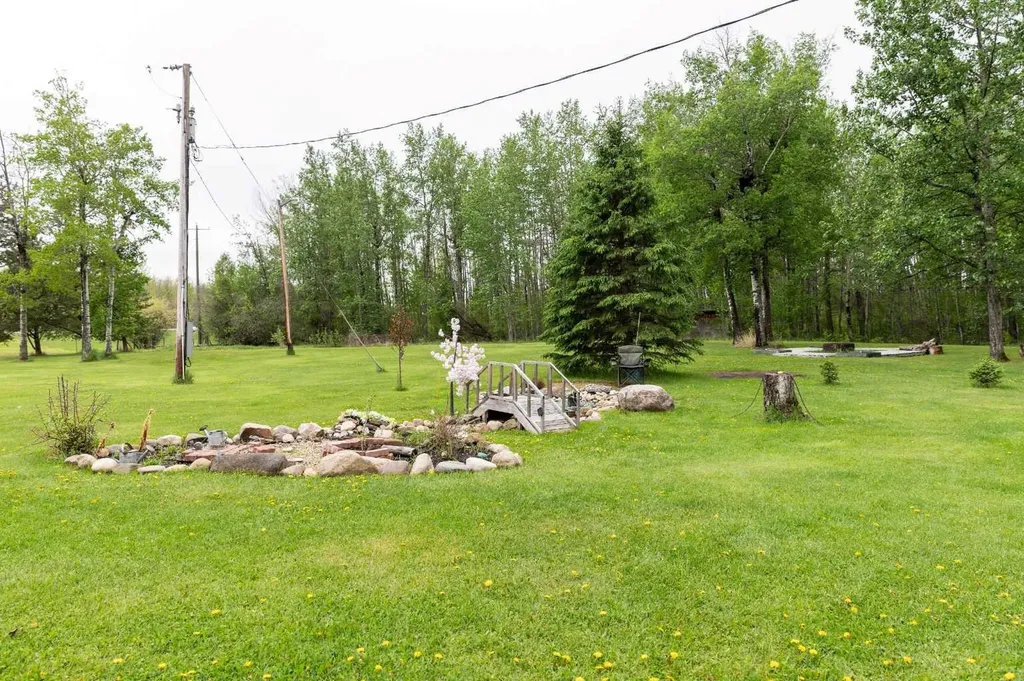 49118 Highway 759 Rural Brazeau County AB T7Z 1S9