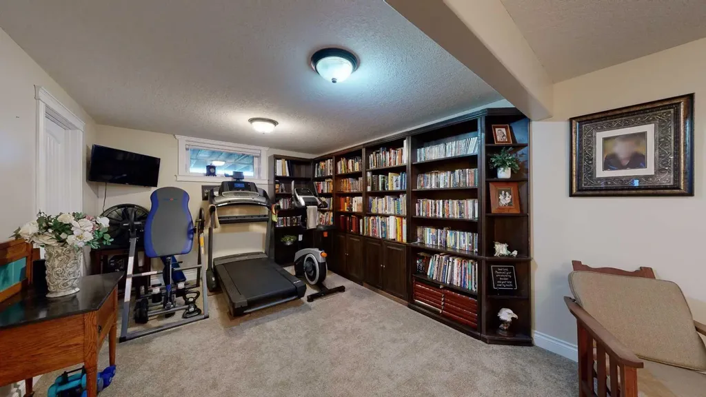 5218 57 Street Stettler AB T0C 2L0