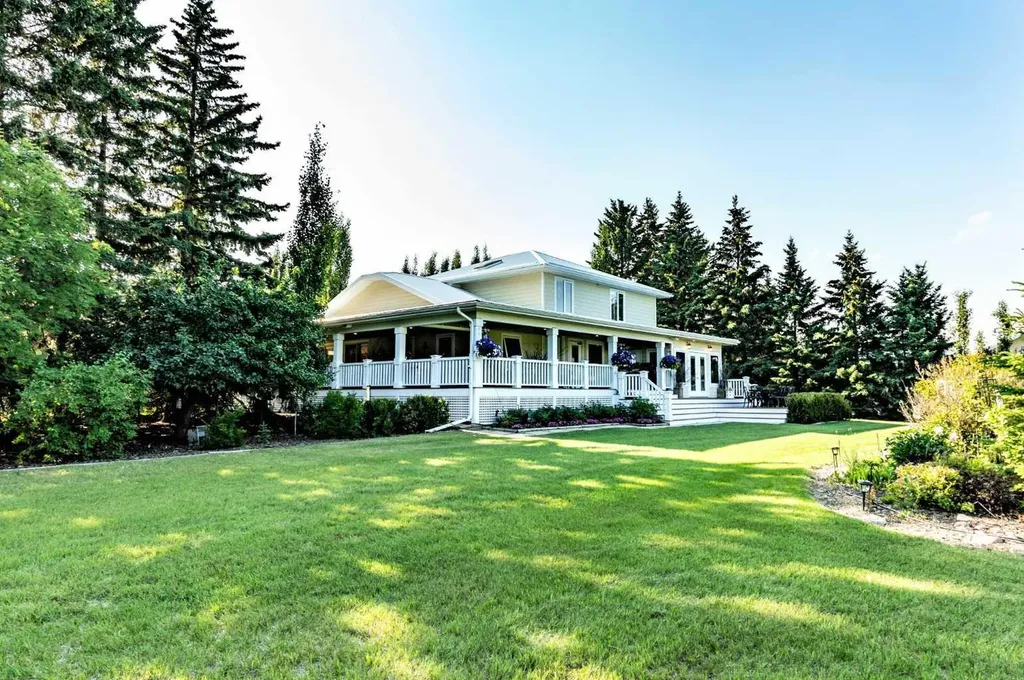 5218 57 Street Stettler AB T0C 2L0