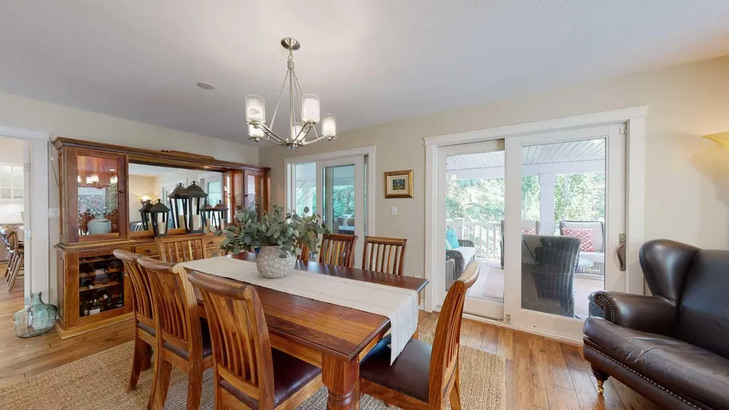 5218 57 Street Stettler AB T0C 2L0