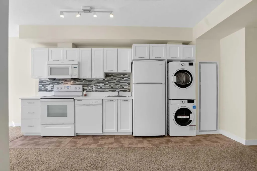 3830 Brentwood Road NW Calgary AB T2L 2J9