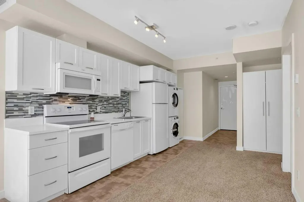 3830 Brentwood Road NW Calgary AB T2L 2J9