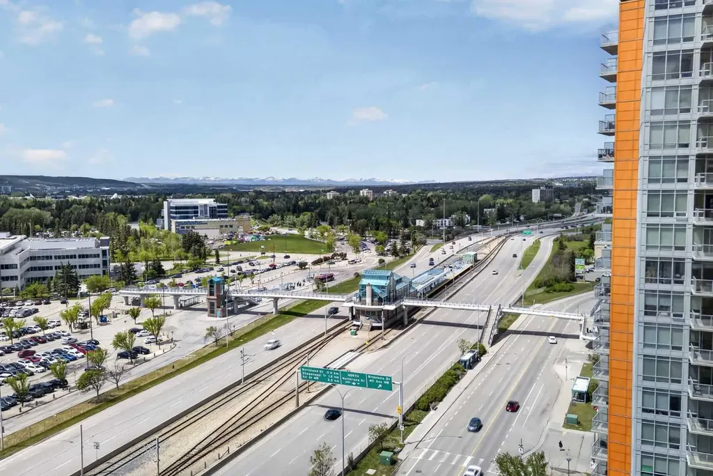 3830 Brentwood Road NW Calgary AB T2L 2J9