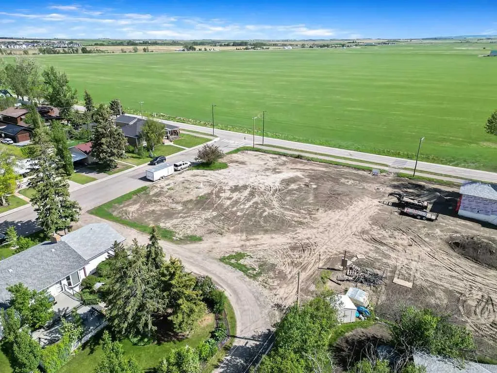 1033 8 Street SW High River AB T1V 1A9