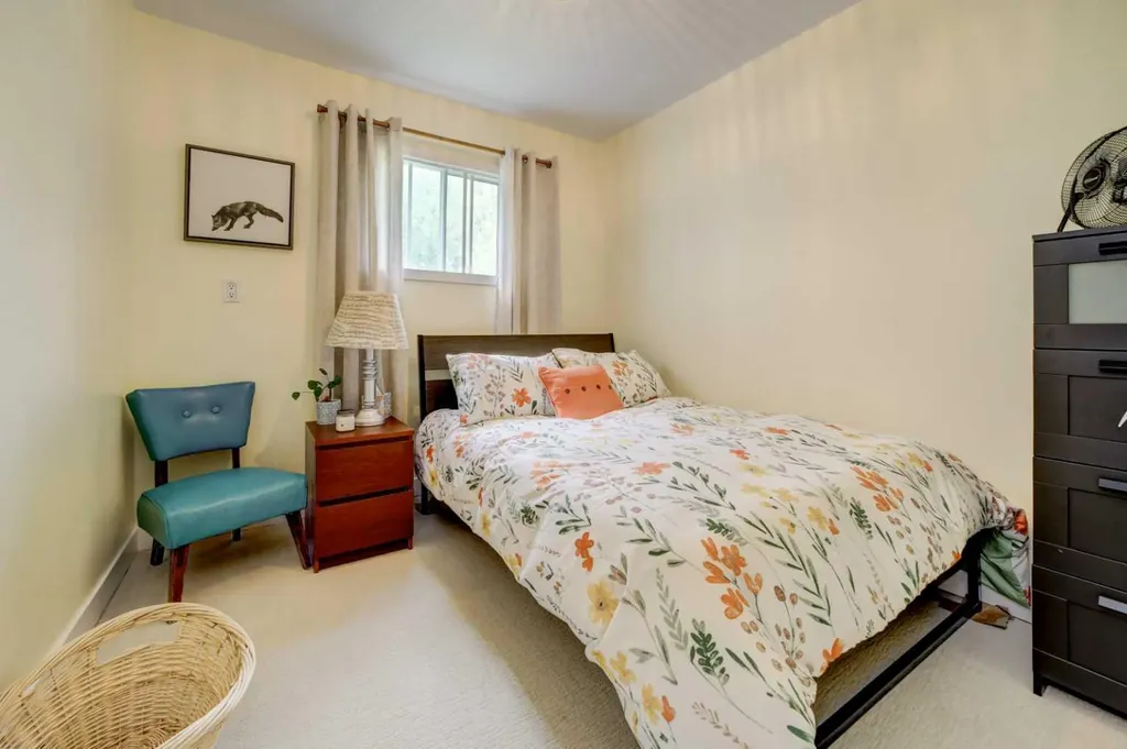 22925 4 Avenue Hillcrest AB T0K 1C0