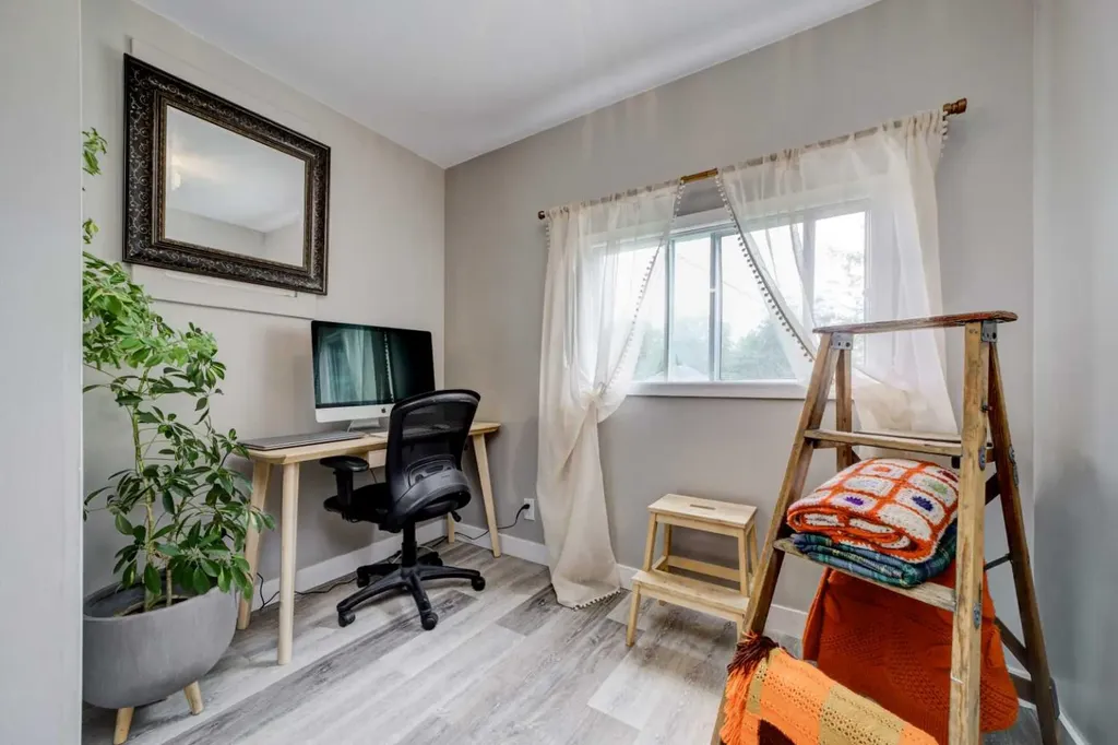 22925 4 Avenue Hillcrest AB T0K 1C0