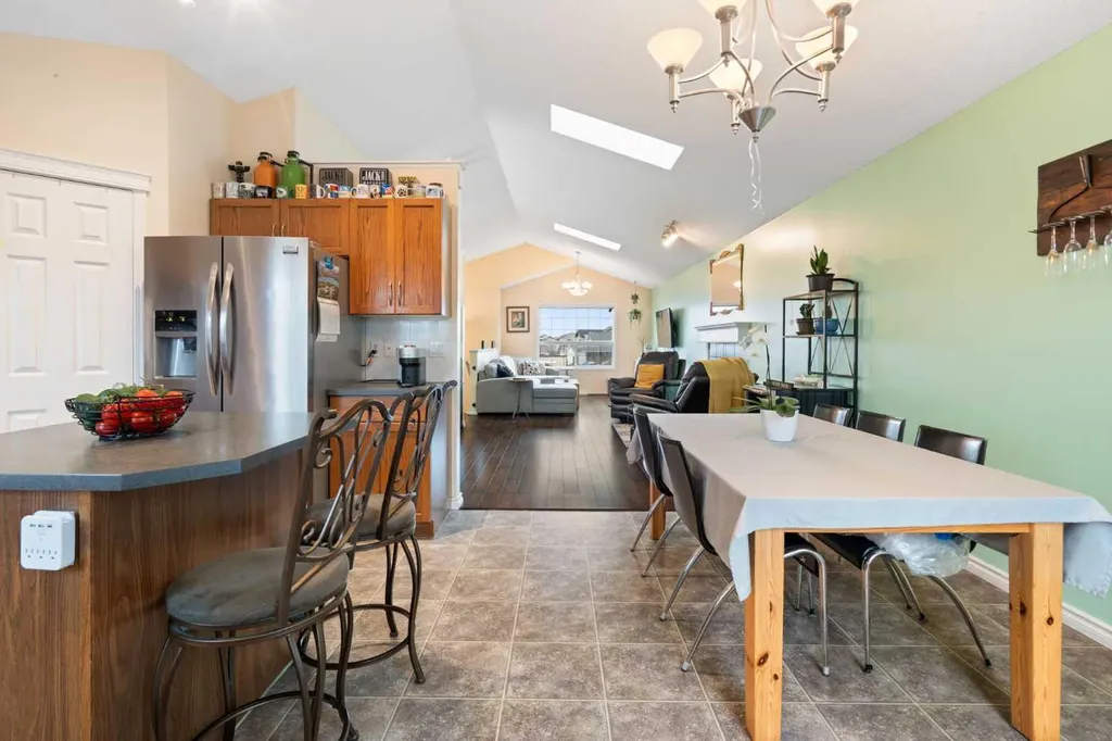 57 Saddlemont Grove NE Calgary AB T3J 4Z9