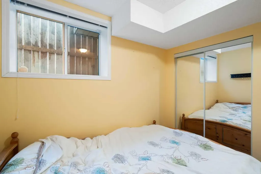 57 Saddlemont Grove NE Calgary AB T3J 4Z9