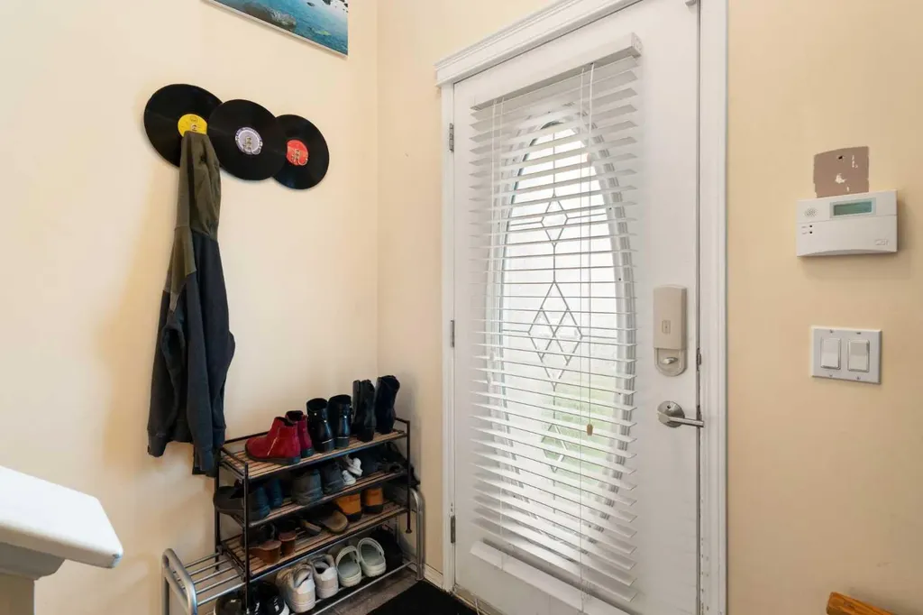 57 Saddlemont Grove NE Calgary AB T3J 4Z9
