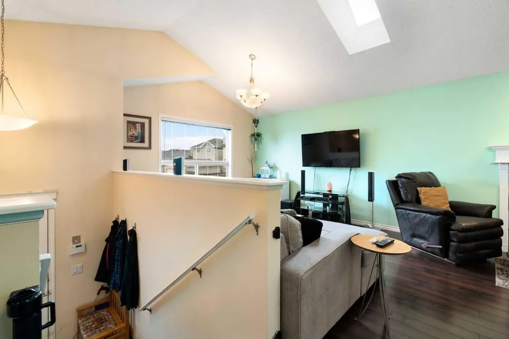 57 Saddlemont Grove NE Calgary AB T3J 4Z9