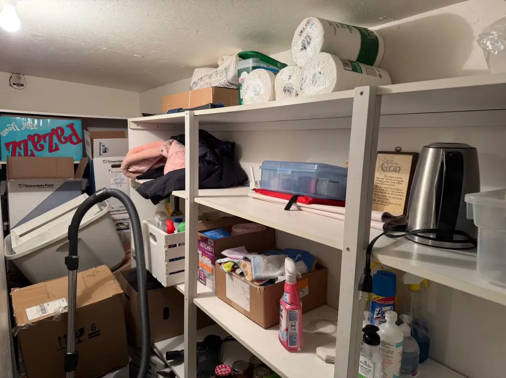 526 51 Avenue Coalhurst AB T0L 0V0