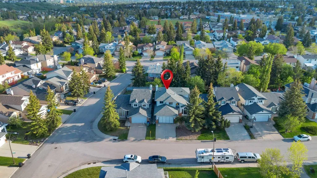 350 Edgepark Way NW Calgary AB T3A4P5