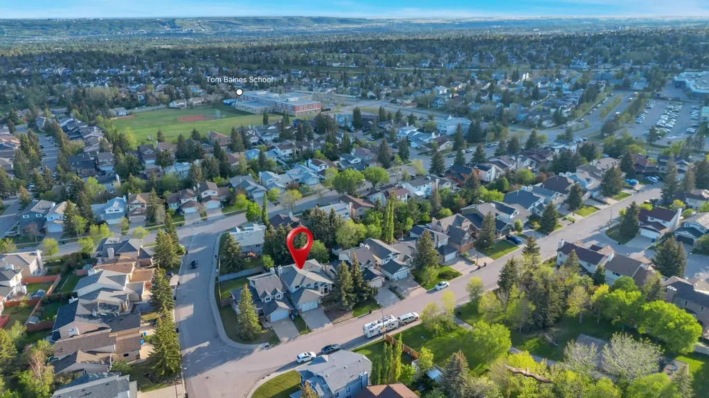 350 Edgepark Way NW Calgary AB T3A4P5