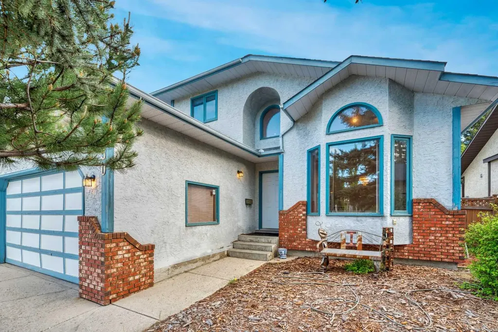 350 Edgepark Way NW Calgary AB T3A4P5